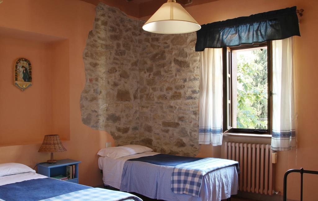 Agriturismo San Lorenzo Della Rabatta Cenerente Habitación foto